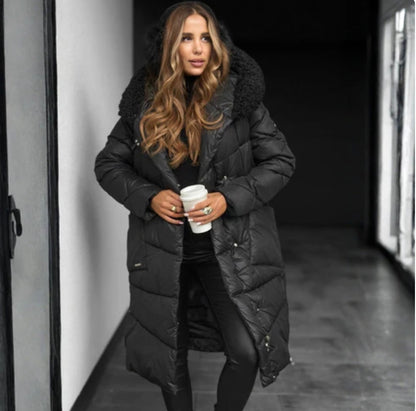 Piumino Lungo Donna  con Cappuccio in Eco-Pelliccia | Caldo, Elegante