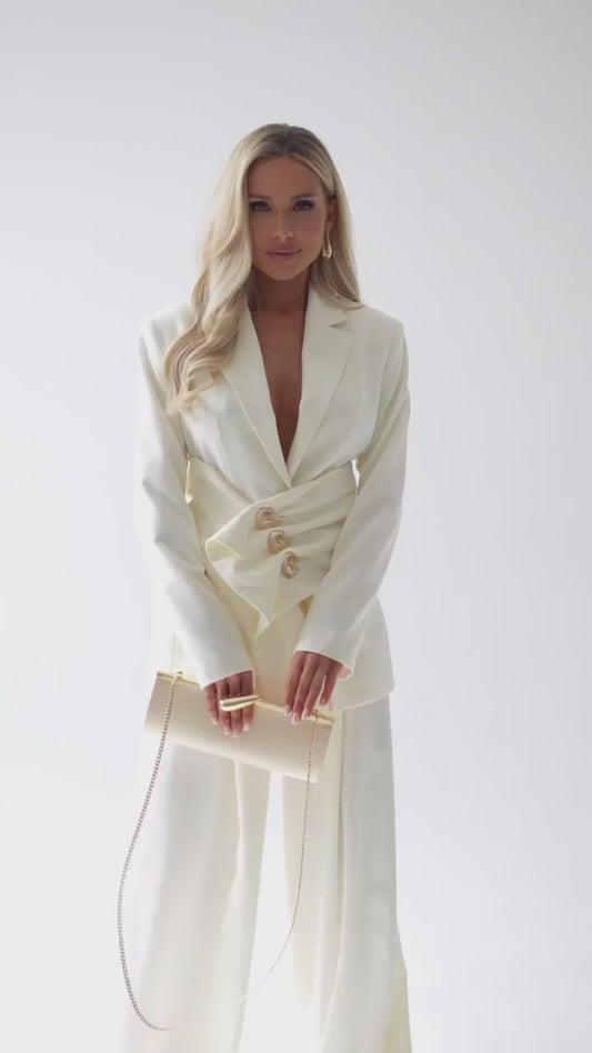 Meraviglioso tailleur gioiello disponibile tutte le taglie Made in Italy 🇮🇹 taglie dalla 36 alla 60